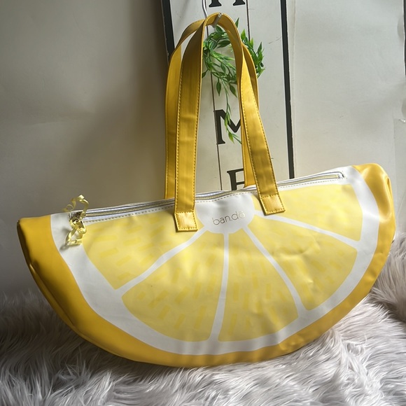 ban.do Bags Bando Lemon Cooler Bag Like New Poshmark